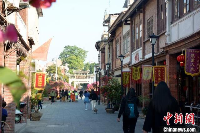 福建漳州古城：一条老街，连接着两岸
