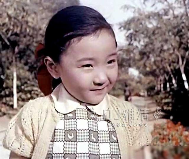 马佳和李小燕 60年代两位童星 长相像笑容甜会演戏 现在人在哪儿？