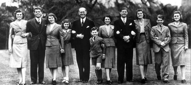 厄运不断！美国“皇室”的肯尼迪家族到底有多显赫？