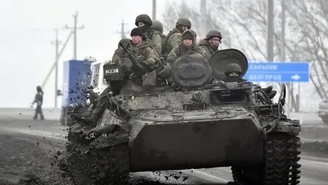 乌克兰铤而走险！克里米亚再遭袭击，美国被曝加入战局