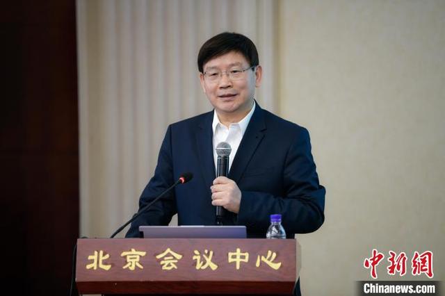 中国首个《间充质干细胞治疗新型冠状病毒肺炎专家共识》发布