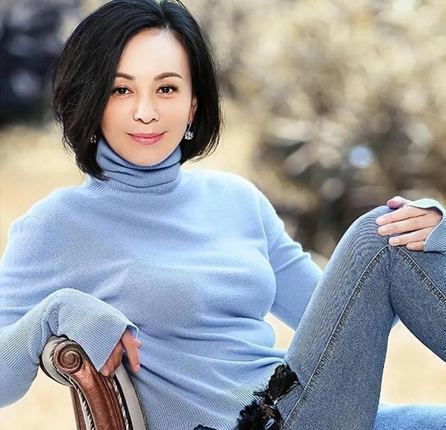 三分性感,七分妩媚。风韵犹存天花板的10位女星。