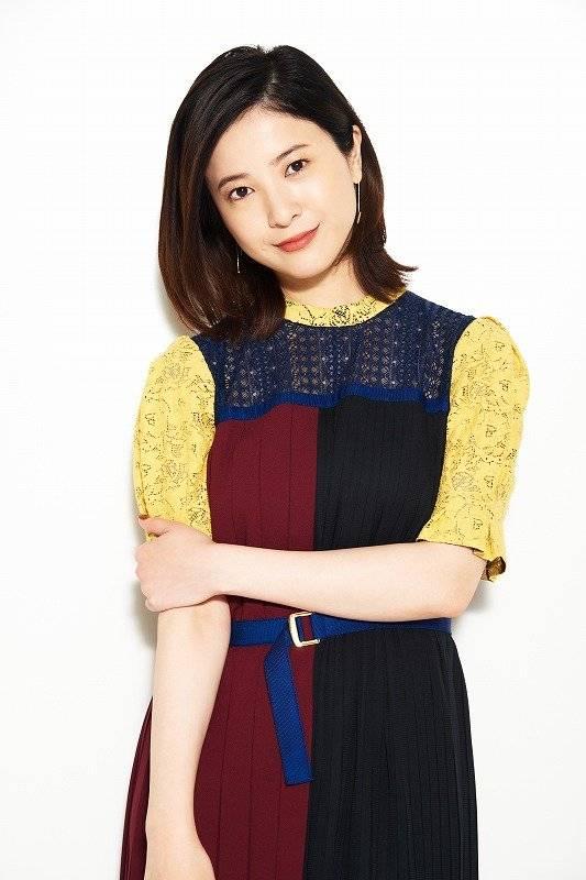 日本女星被曝片场出意外!脑袋磕地上鼻子出血,被救护车紧急送医