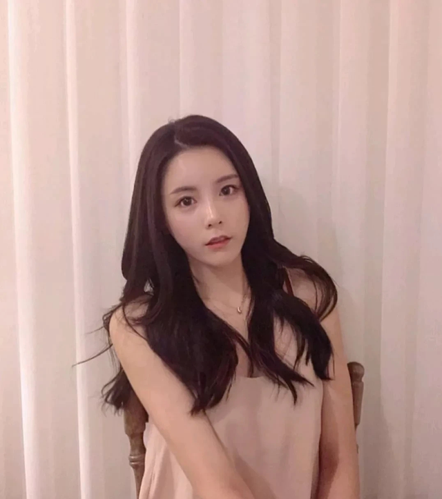 甜美外表下藏着丑恶嘴脸,揭开韩国排球美女李多英的真面目