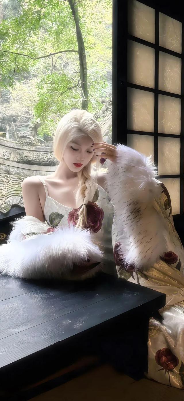 性感美女写真,丰满身材