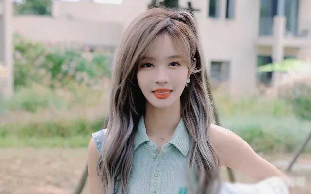 海南盛产美女!来自海南的10位女星,个个貌美如花,性感迷人