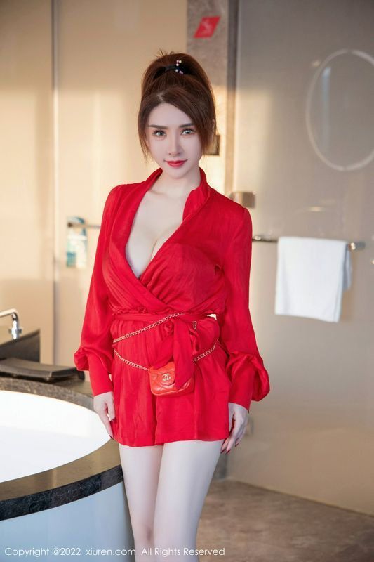 潘娇娇 完整版无水印写真