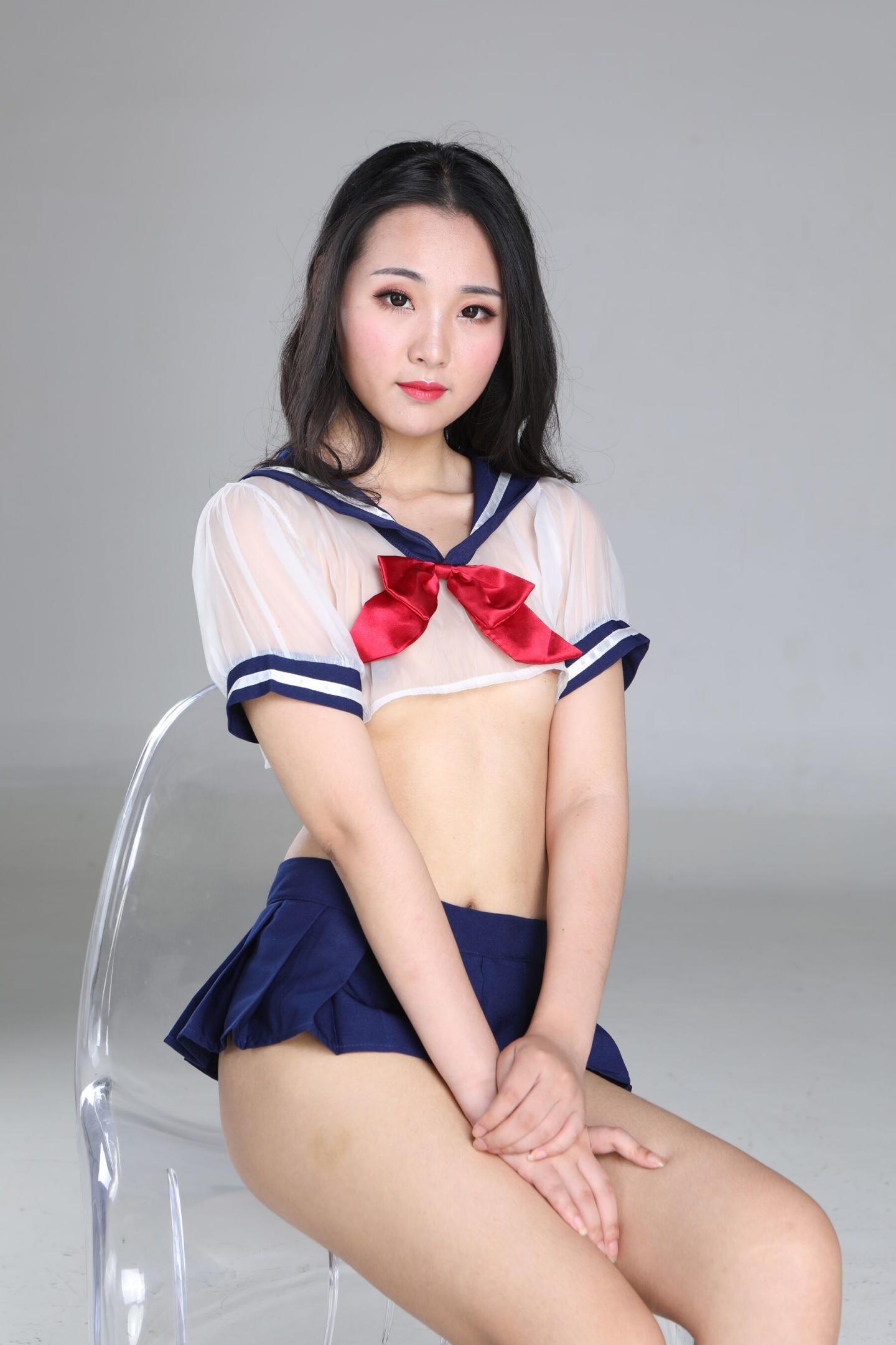 情趣小JK真的让人心动