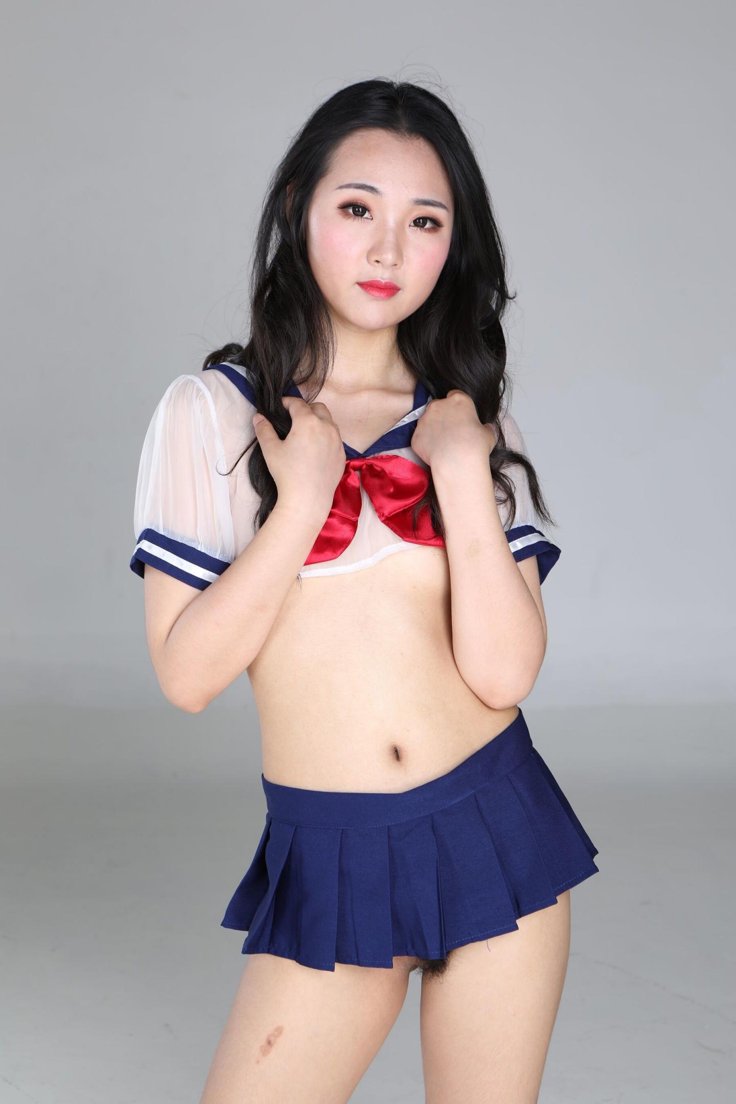 情趣小JK真的让人心动