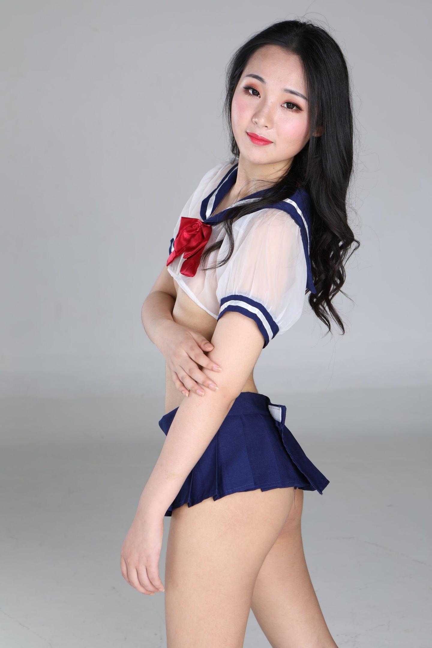 情趣小JK真的让人心动
