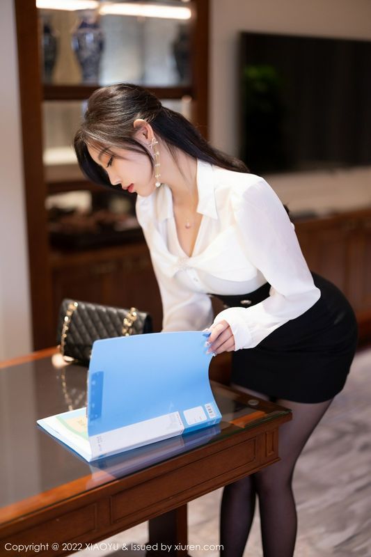杨晨晨Yome 完整版无水印写真