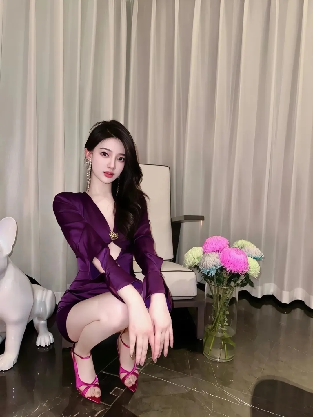 白嫩美腿撩万千风情