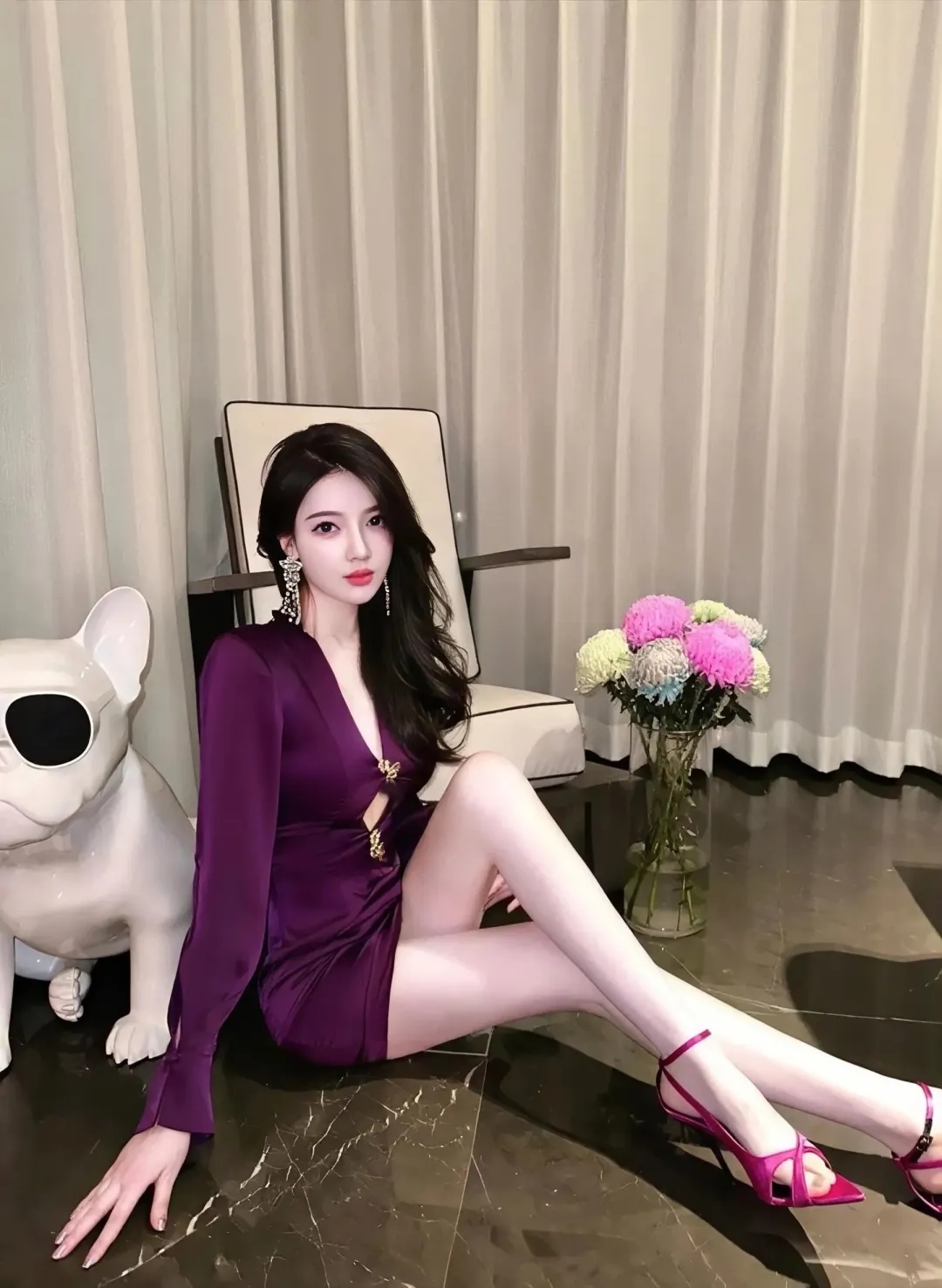 白嫩美腿撩万千风情