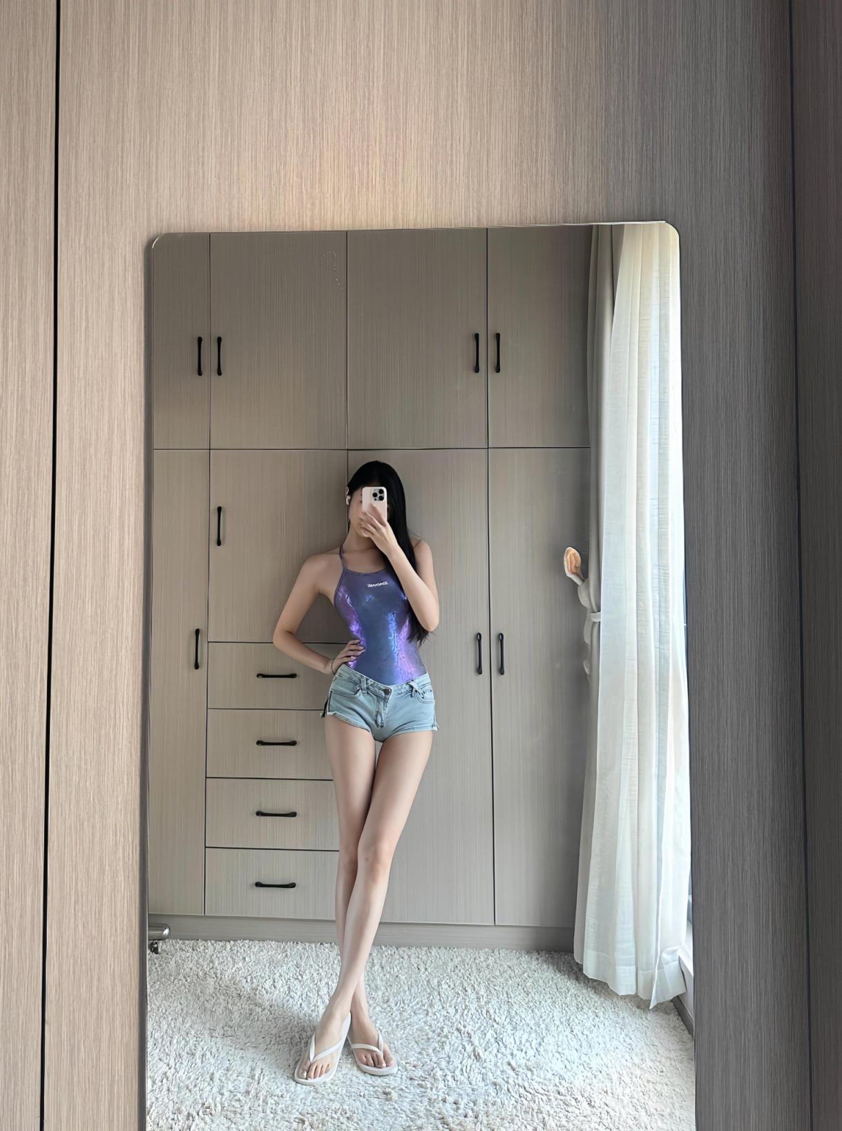 美丽少妇大方性感写真