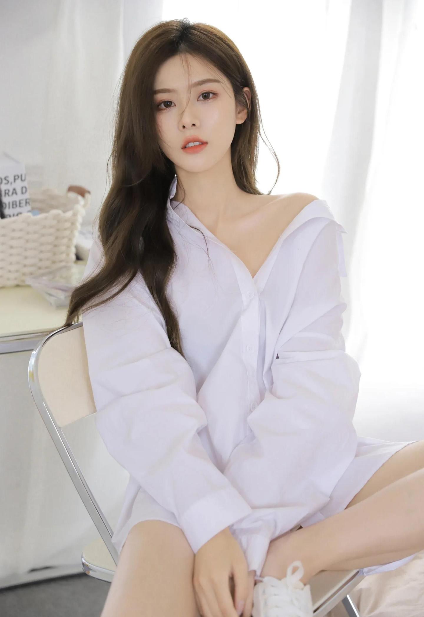 美女主题手机壁纸 0913