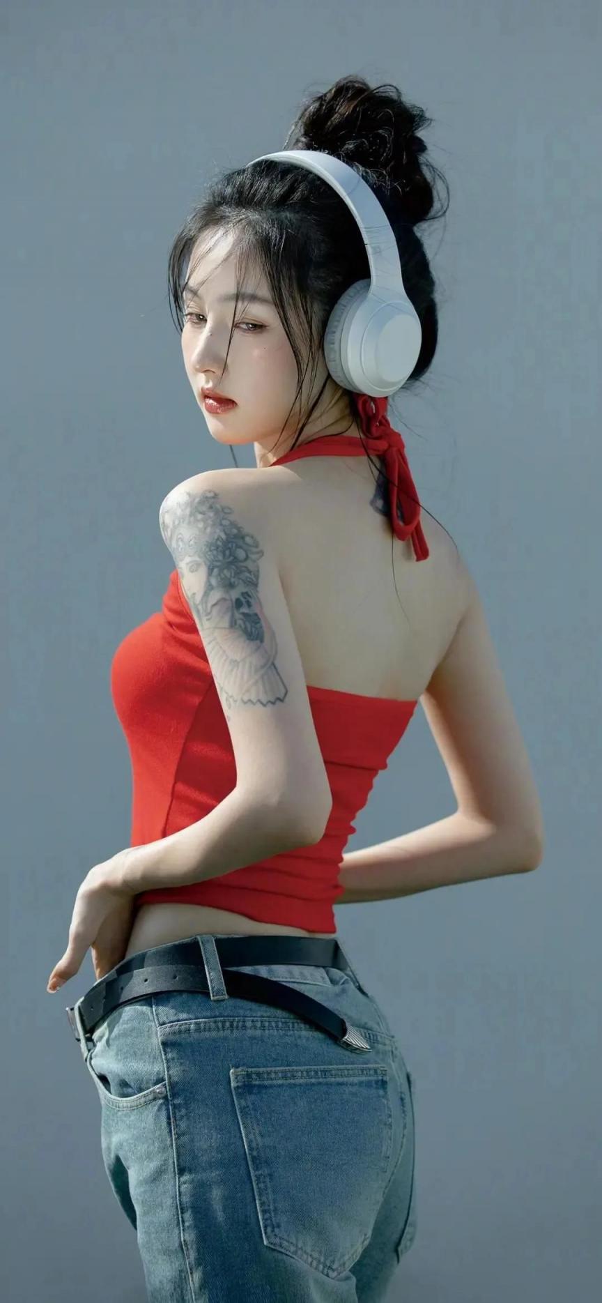 美女主题手机壁纸 0913