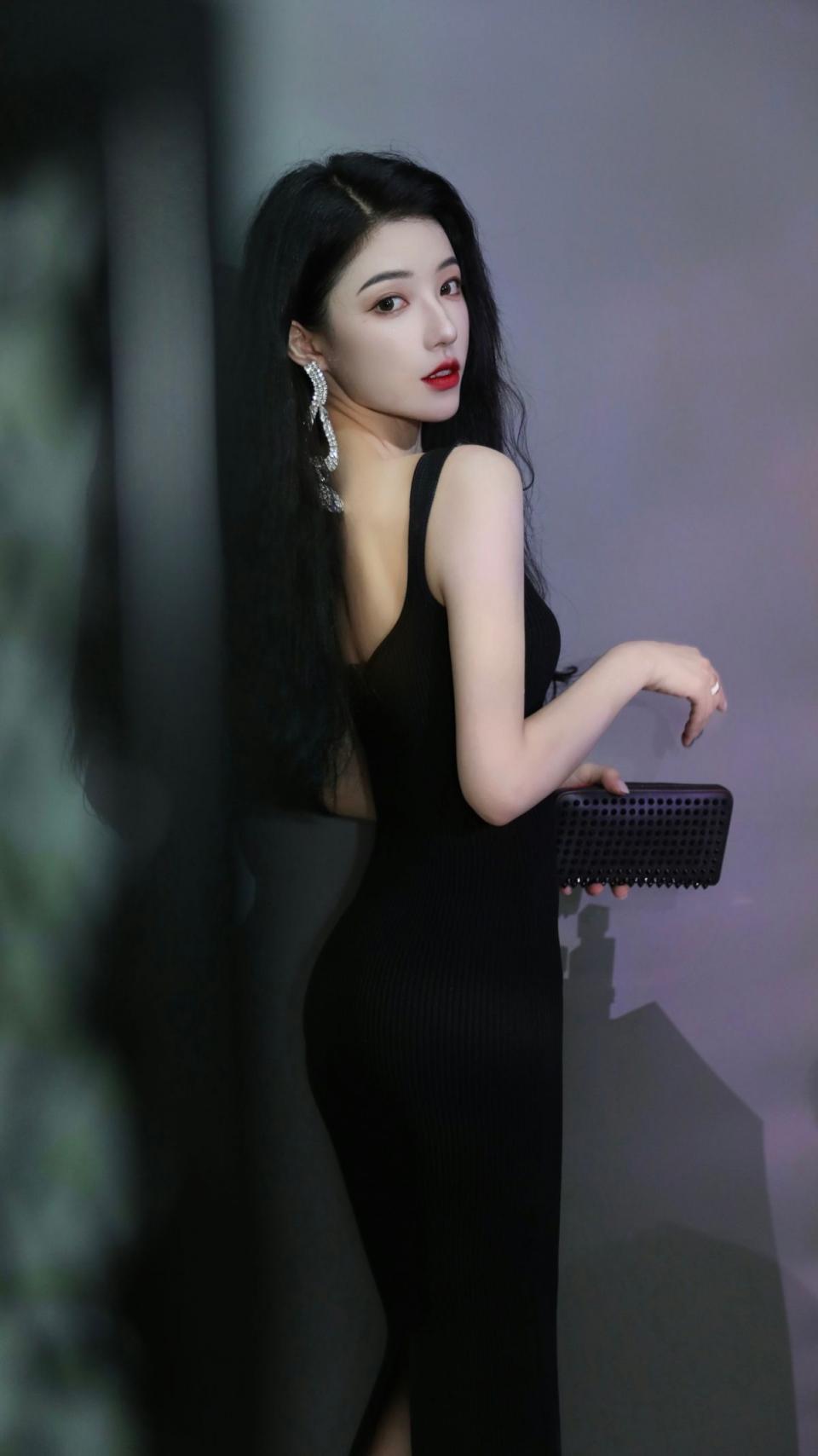 美女主题手机壁纸 0913